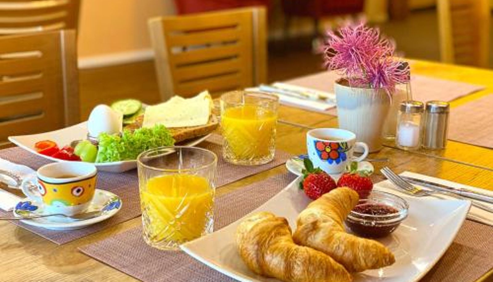 Frühstücksraum innerhalb des Restaurants - Rußmann Hotel & Living