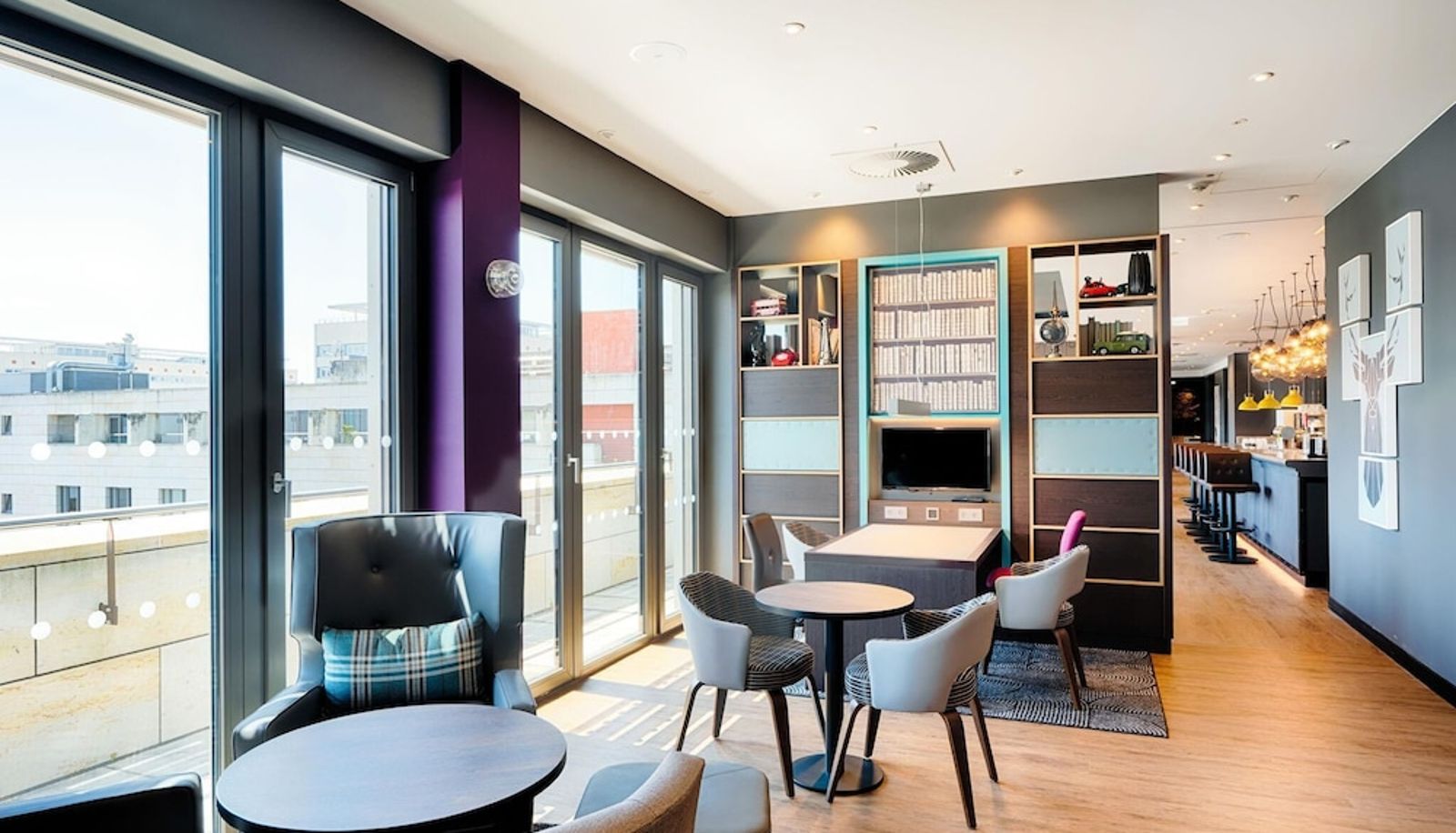 Lobby - Premier Inn Dresden City Prager Strasse