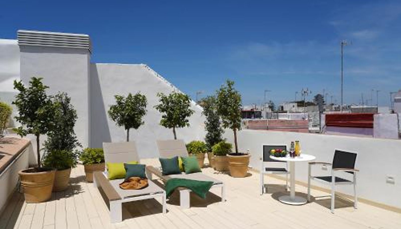 Apartment - Plaza Mina Suites by Luxury Suites Cadiz -Adults Recommended