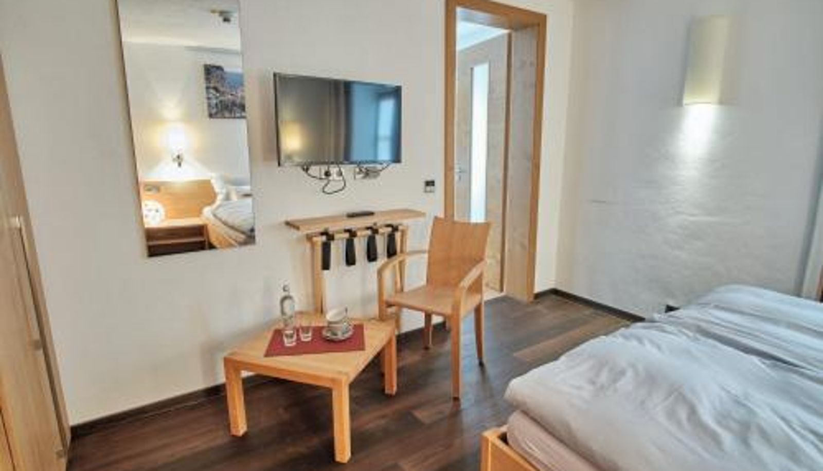 Camera - Turmhotel zum Erasmus