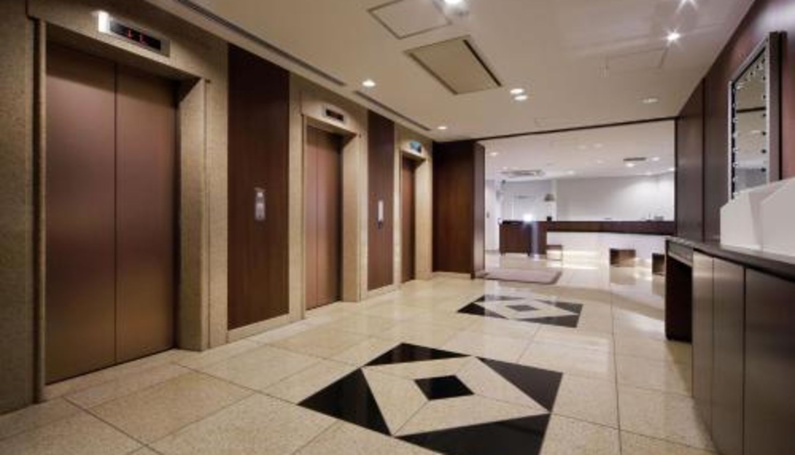 Recepcja - Keio Presso Inn Shinjuku