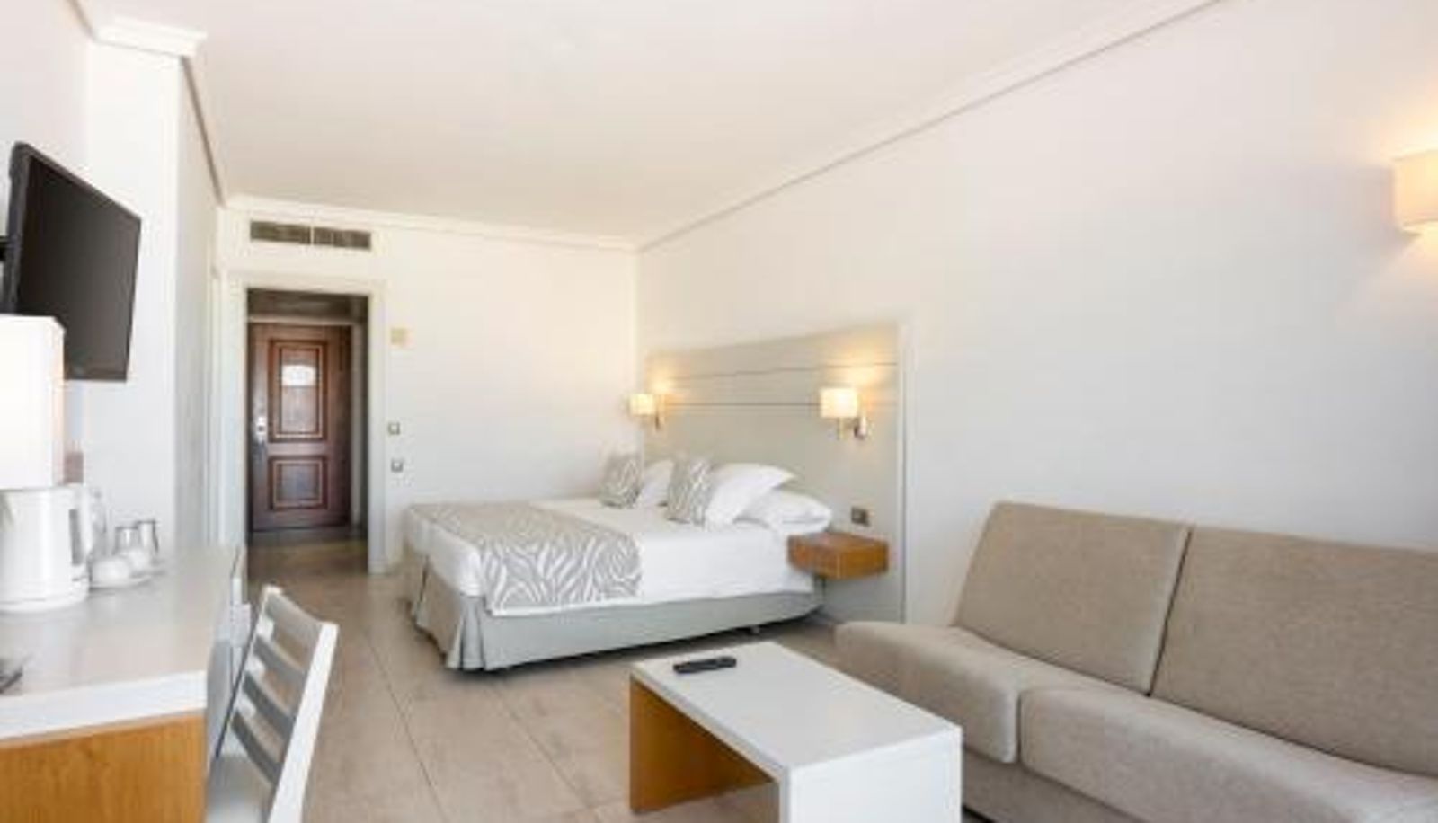 Info - Landmar Playa La Arena