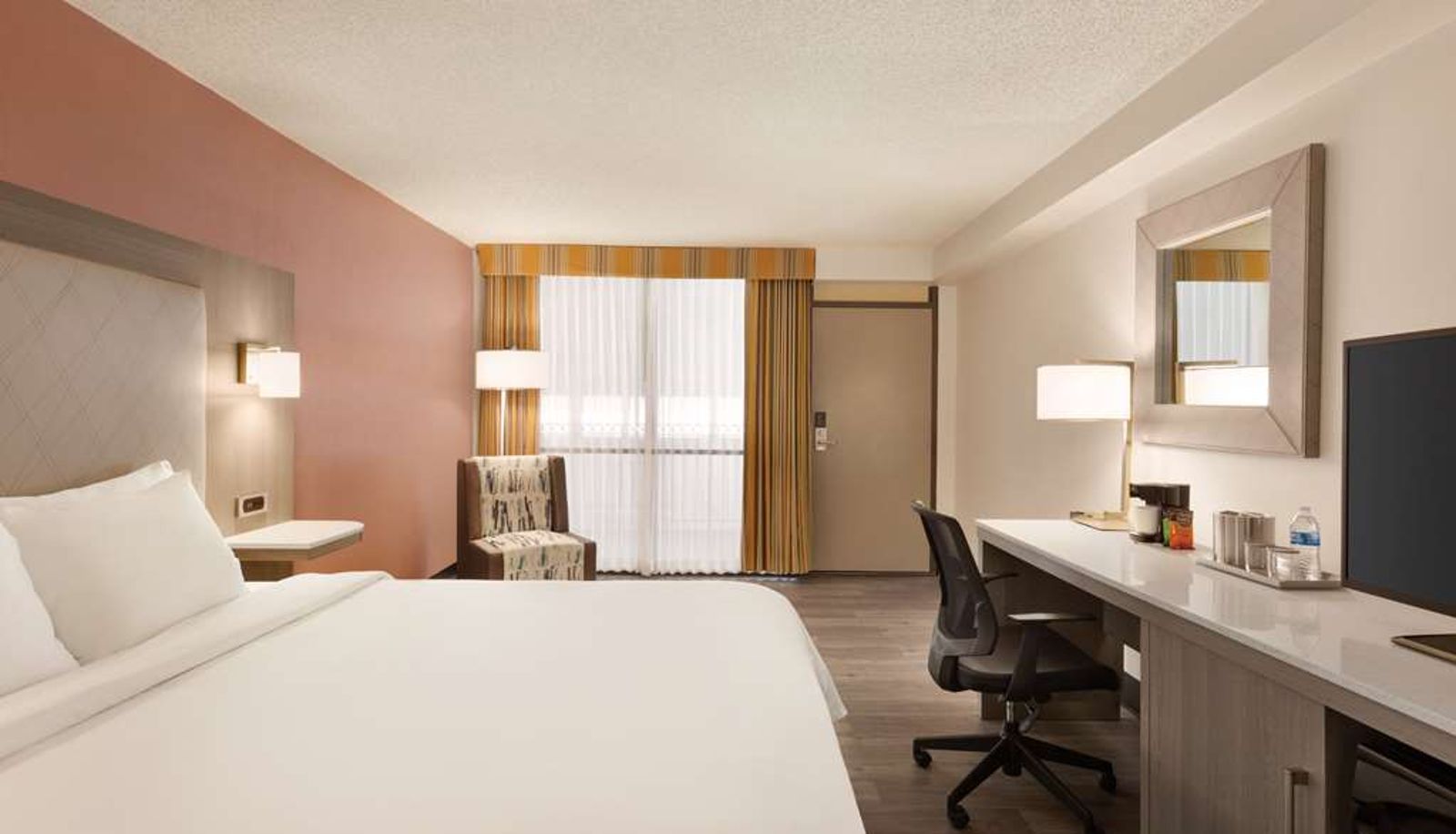 Zimmer - Radisson Hotel Lenexa Overland Park