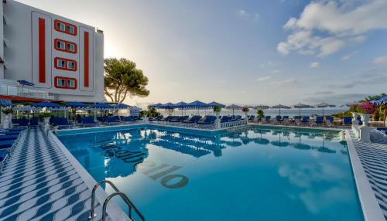 Piscina - Hotel Mongibello Ibiza