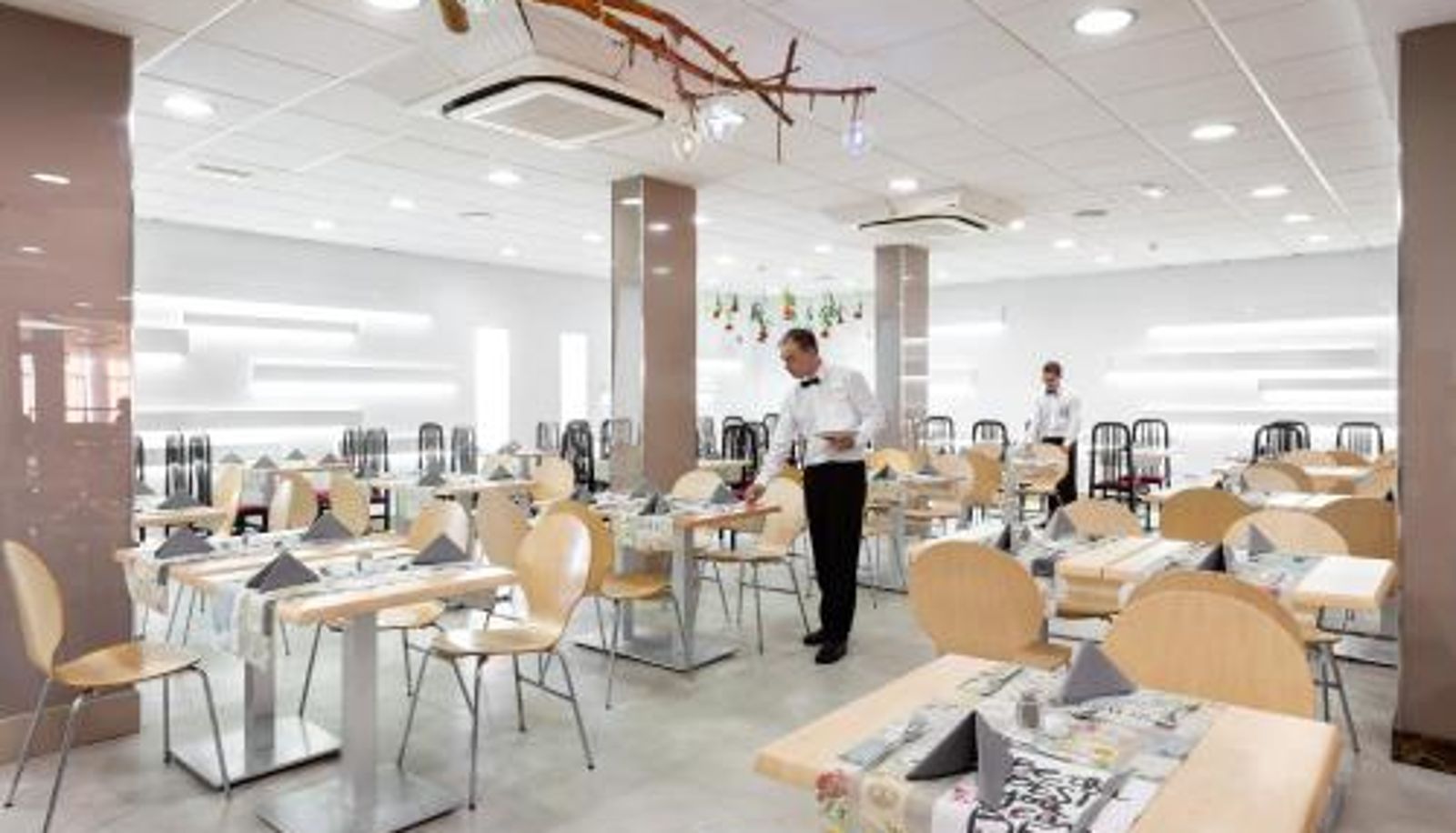 Breakfast room within the restaurant - Playaolid Suites & Apartments