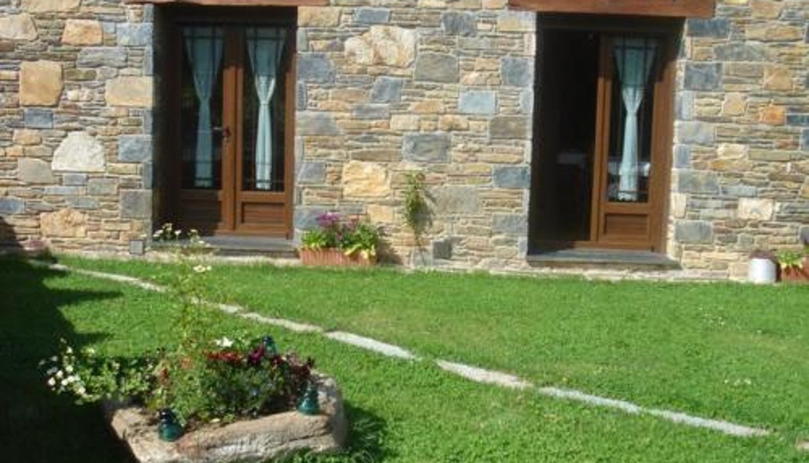 Info - Hotel Rural El Caseron de Linarejos