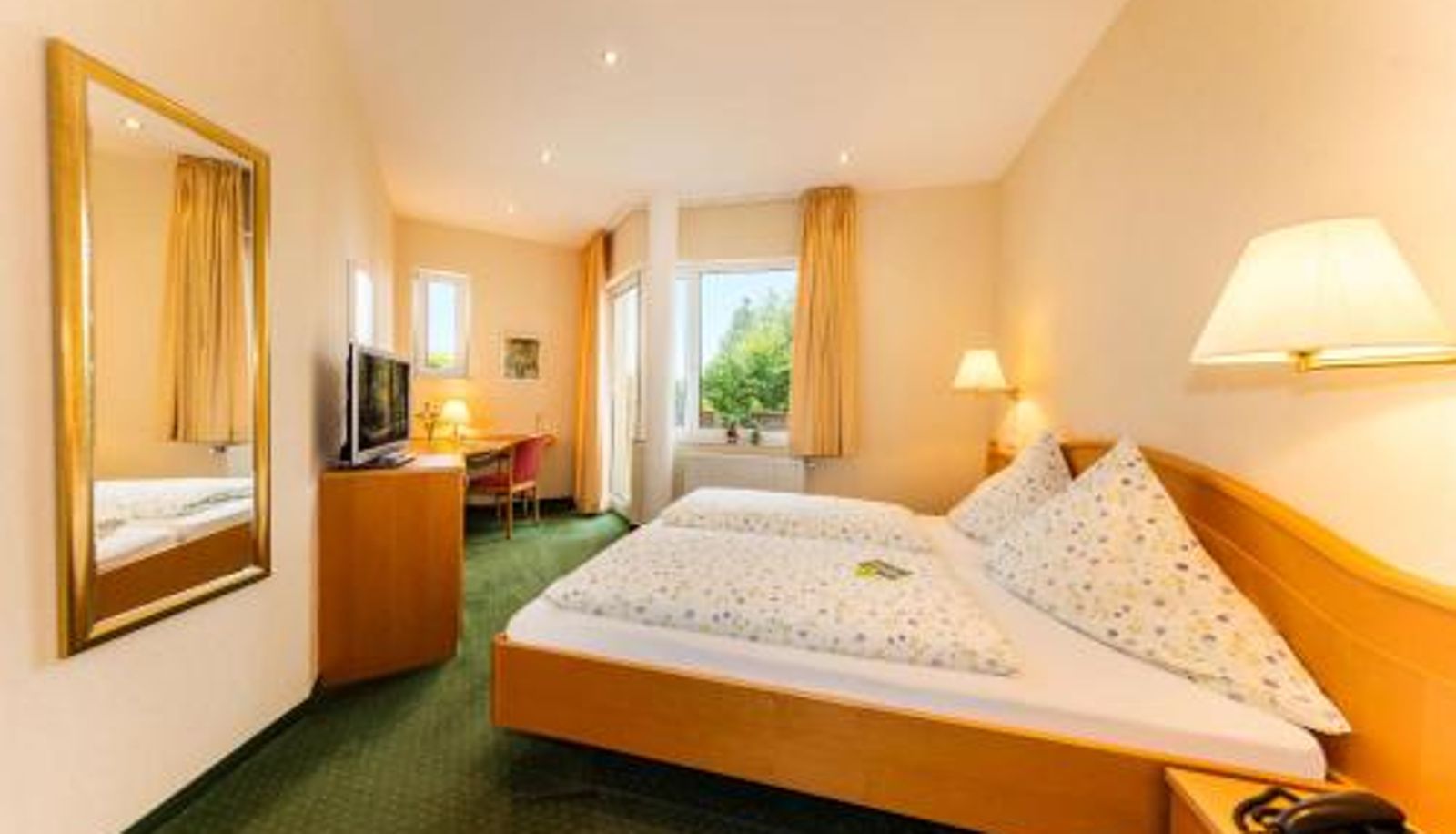 Room - Hotel Haus Seeblick