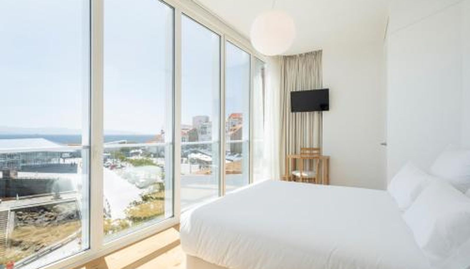 Información - Porto Real Hotel