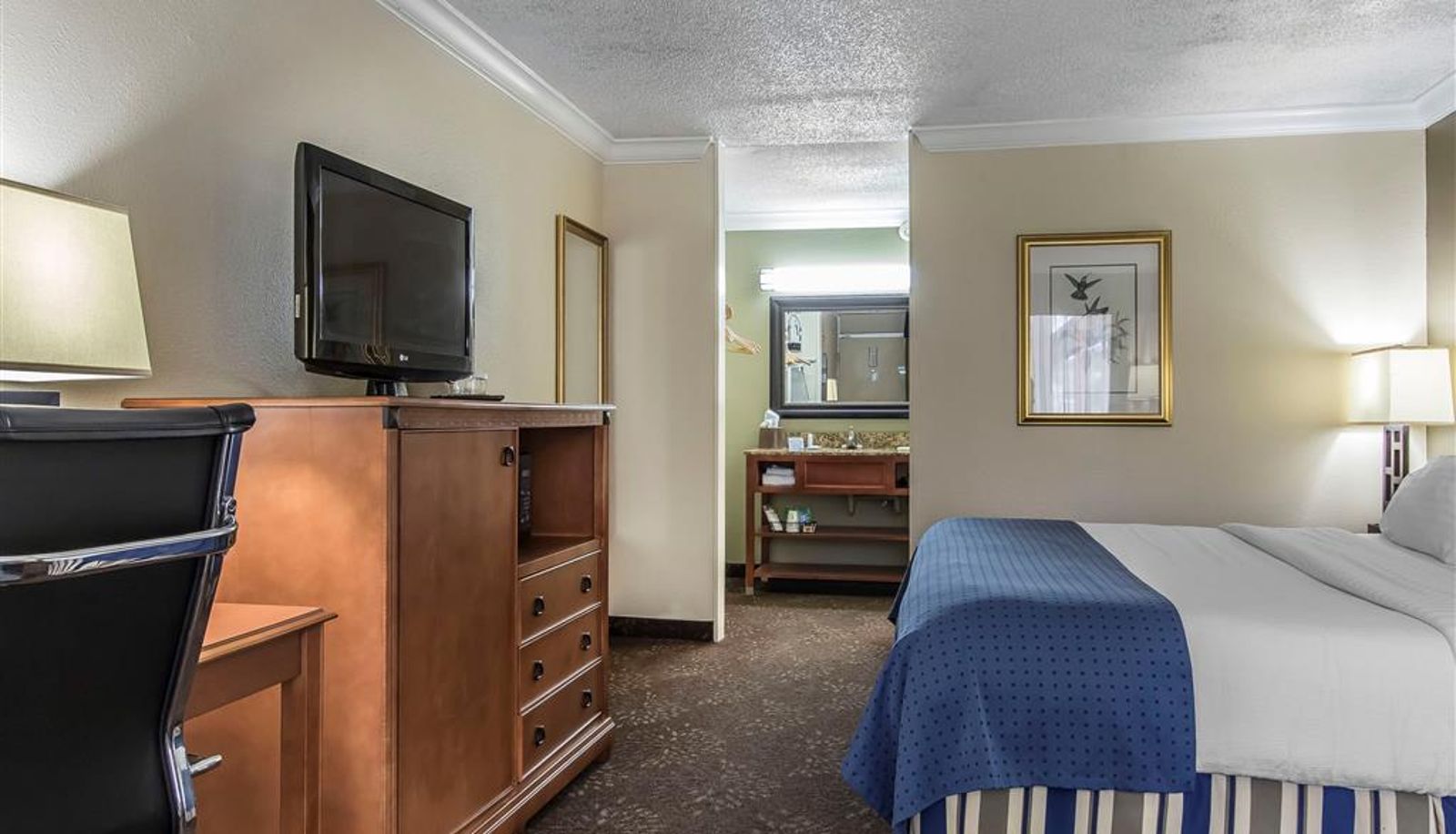 Camera - Clarion Inn Morgan City