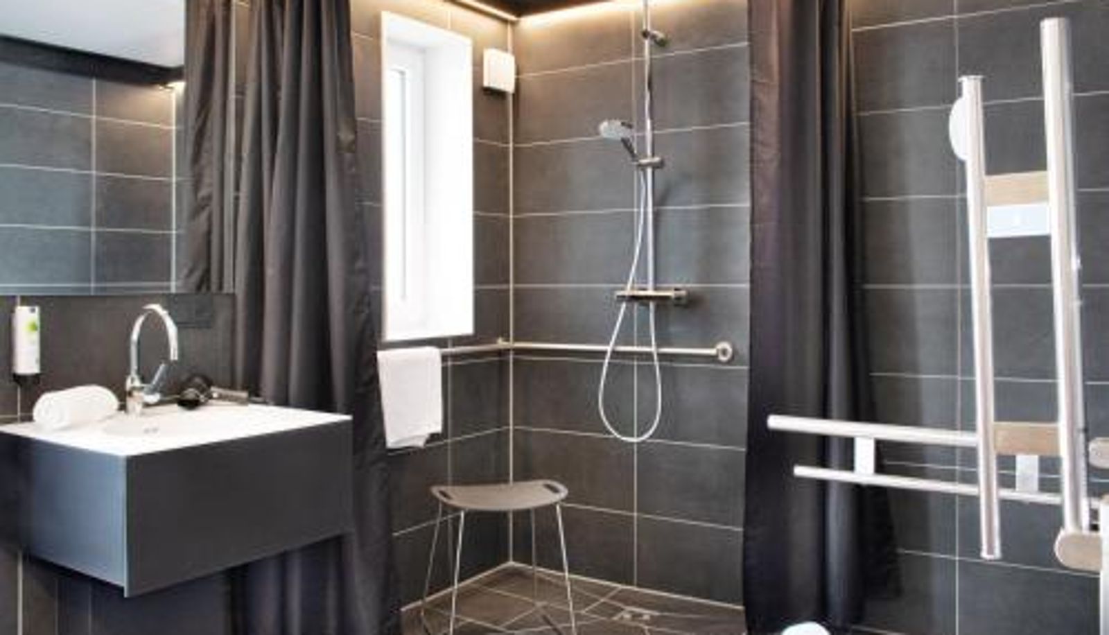 Badkamer - RHE Hotel by WMM Hotels