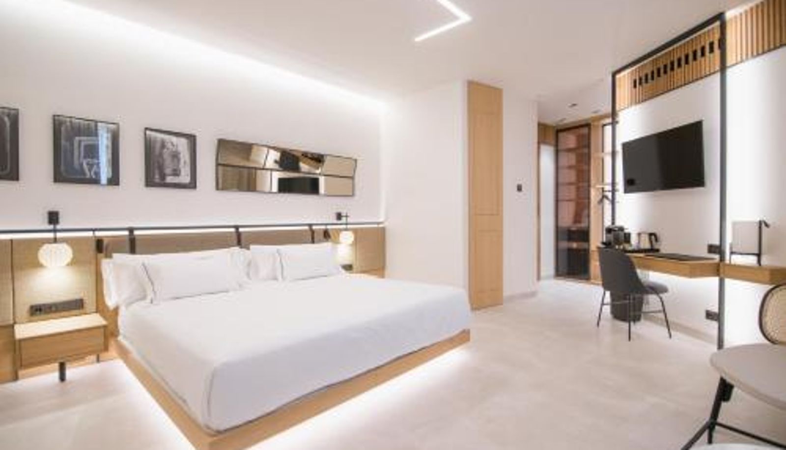 Suite - MYR Puerta Serranos