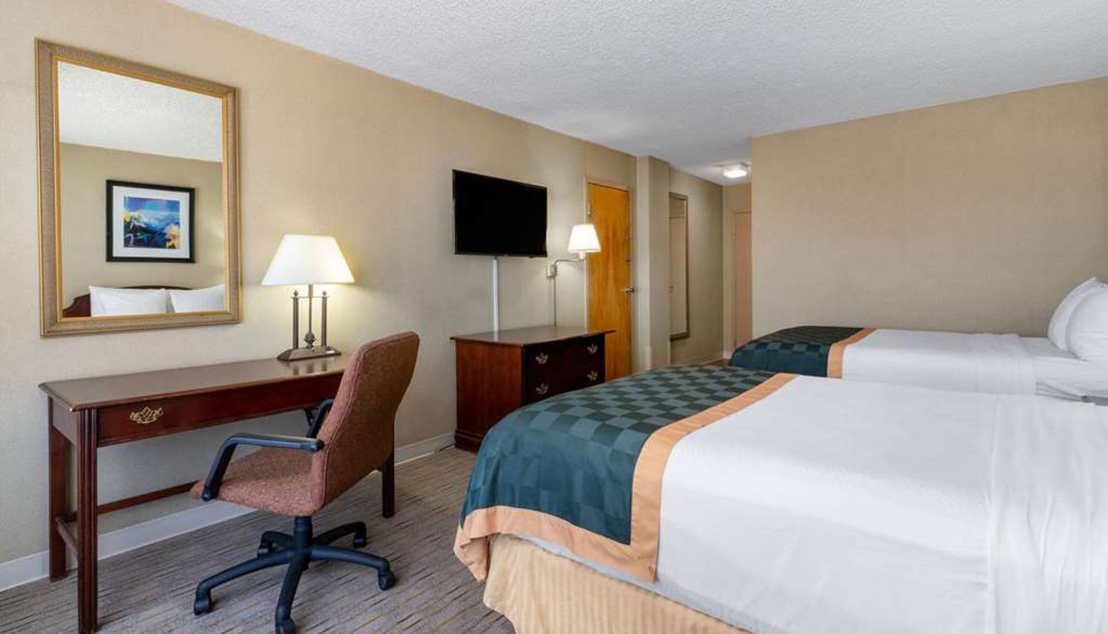 Zimmer - Ramada by Wyndham Reno Hotel & Casino