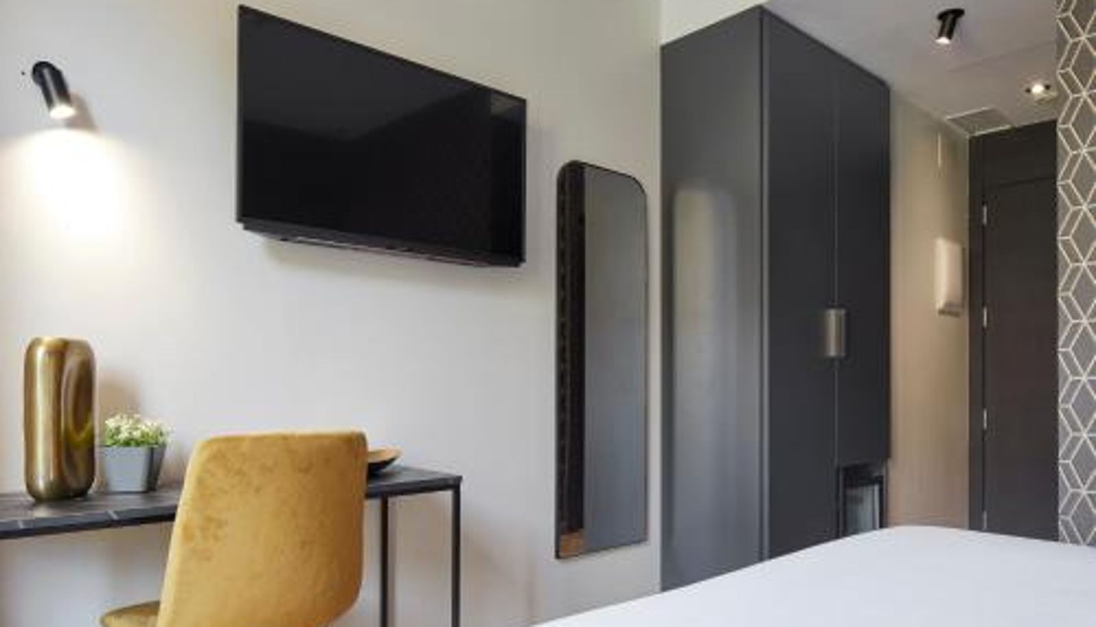 Dreibettzimmer - HOTEL ARRiZUL CATEDRAL 3 SUP