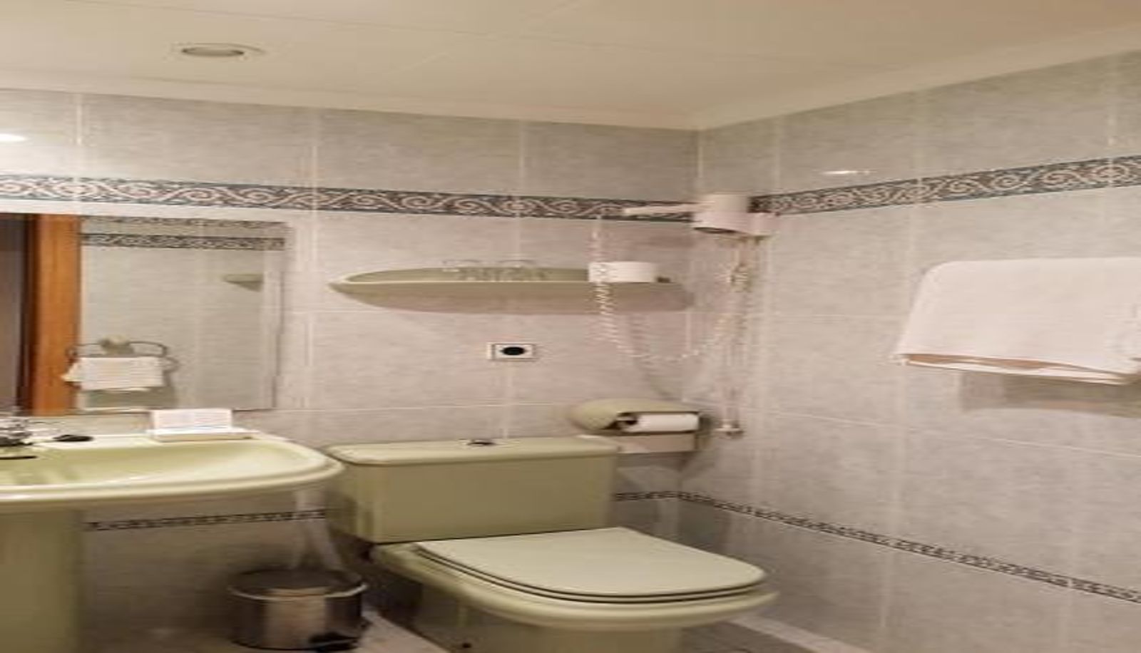 Bathroom - Hotel Cabo de Mar