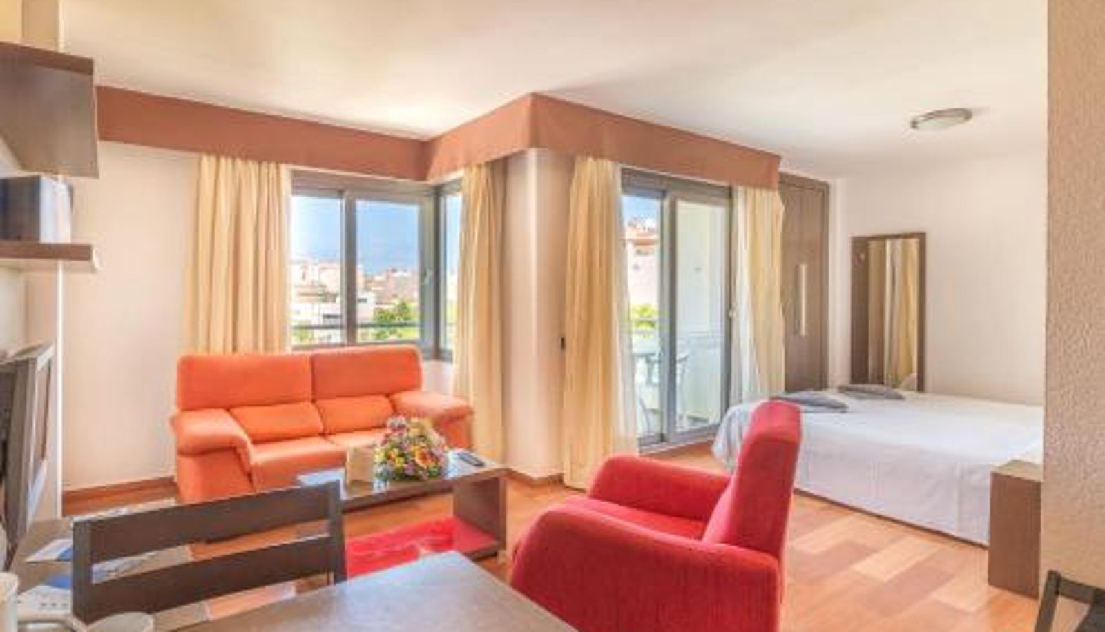 Info - Hotel LIVVO Corralejo Beach