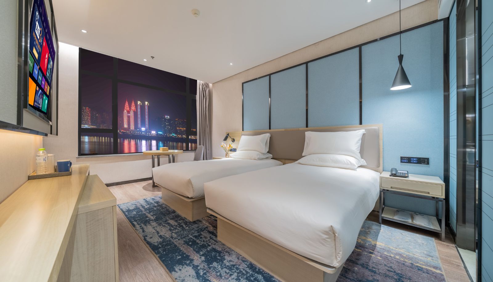 Info - Xingcheng Chongqing Jiefangbei Hongyadong Riverview Hotel