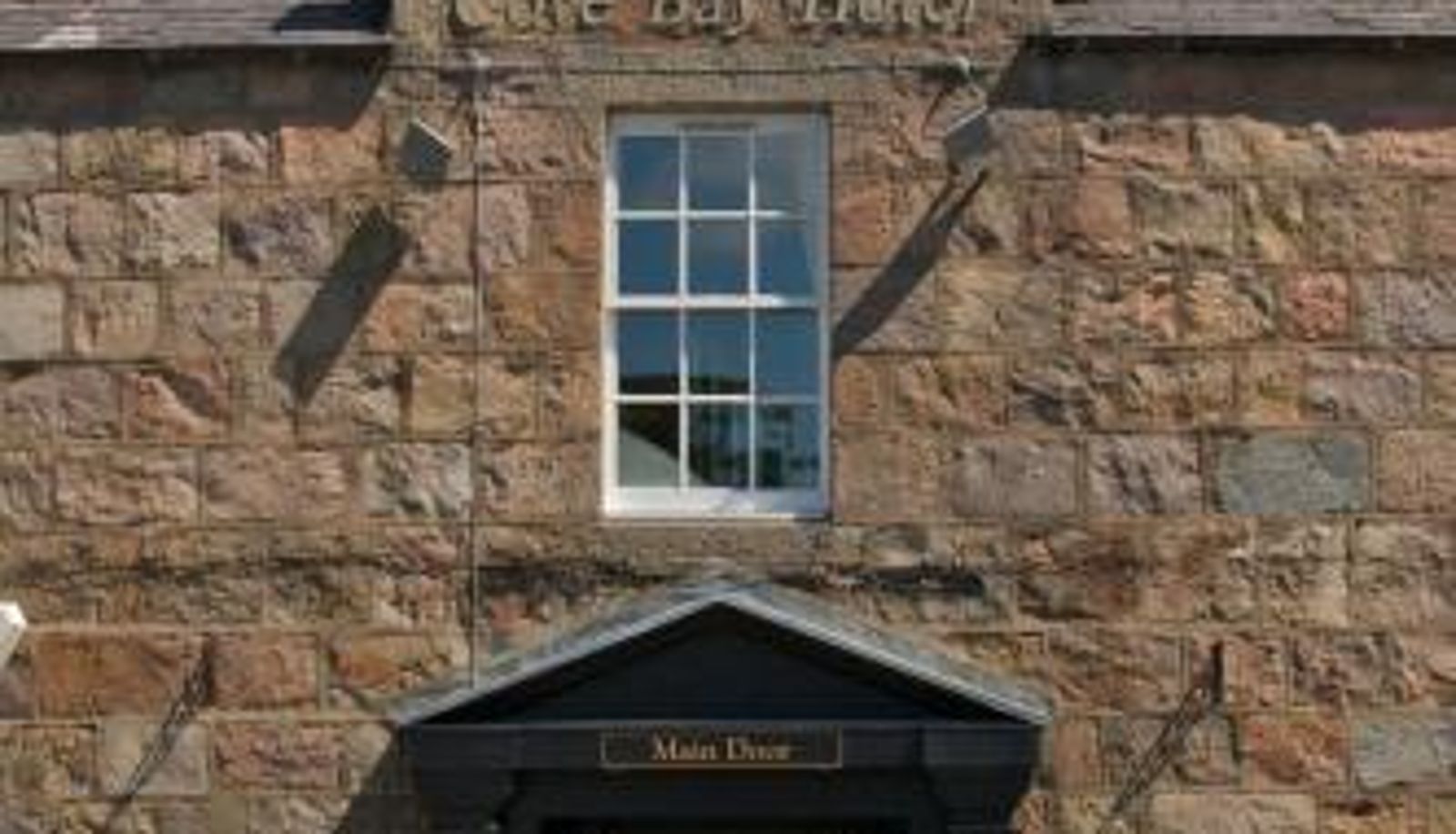 Info - Cove Bay Hotel