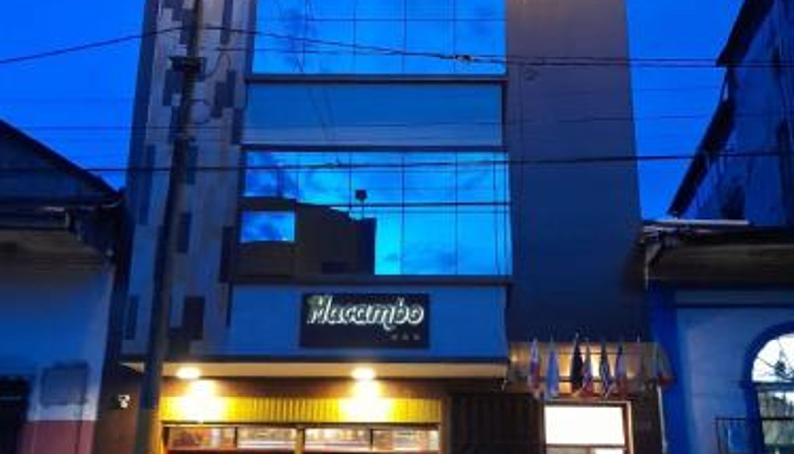Zona exterior del hotel - Hostal Macambo