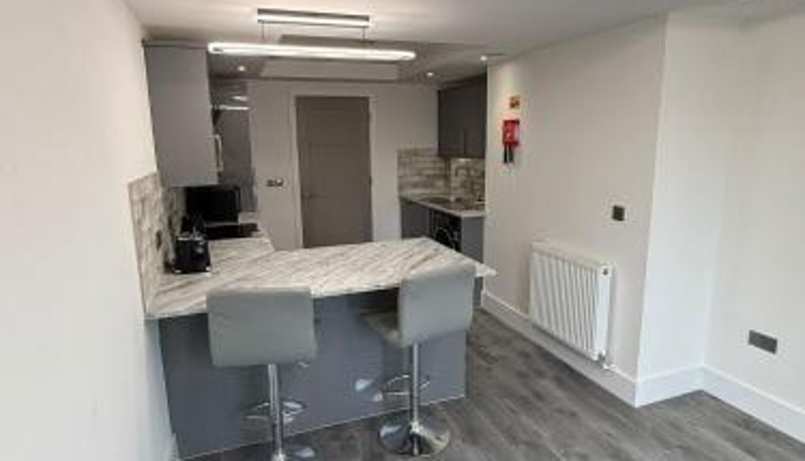 Apartment - The Ashcroft Studios & Apartments with Free Parking