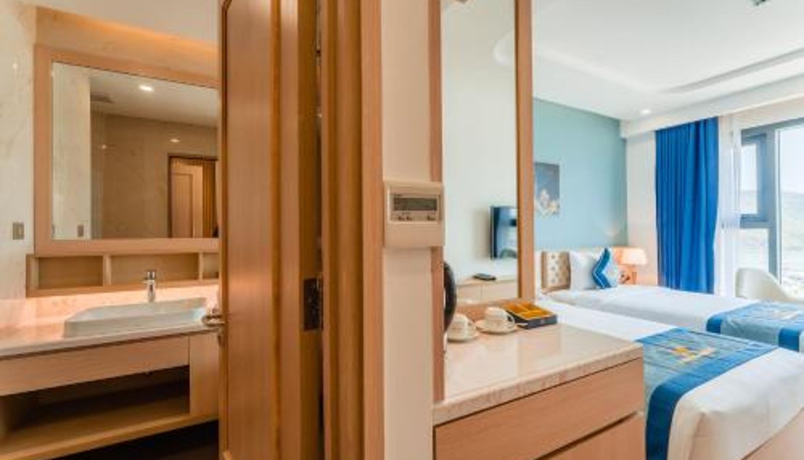 Bathroom - Canary Gold Hotel Quy Nhơn - Beachfront - Iconic Location