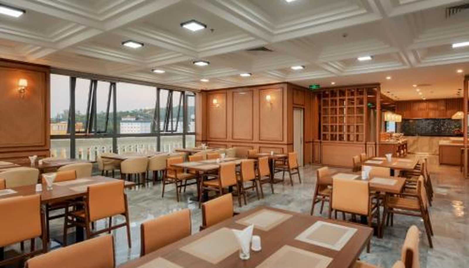 Breakfast room within the restaurant - The Tahiti Beach Hotel