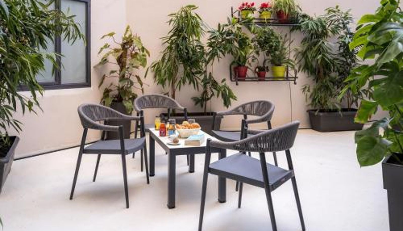 Suite - Urban Nest - Suites & Apartments