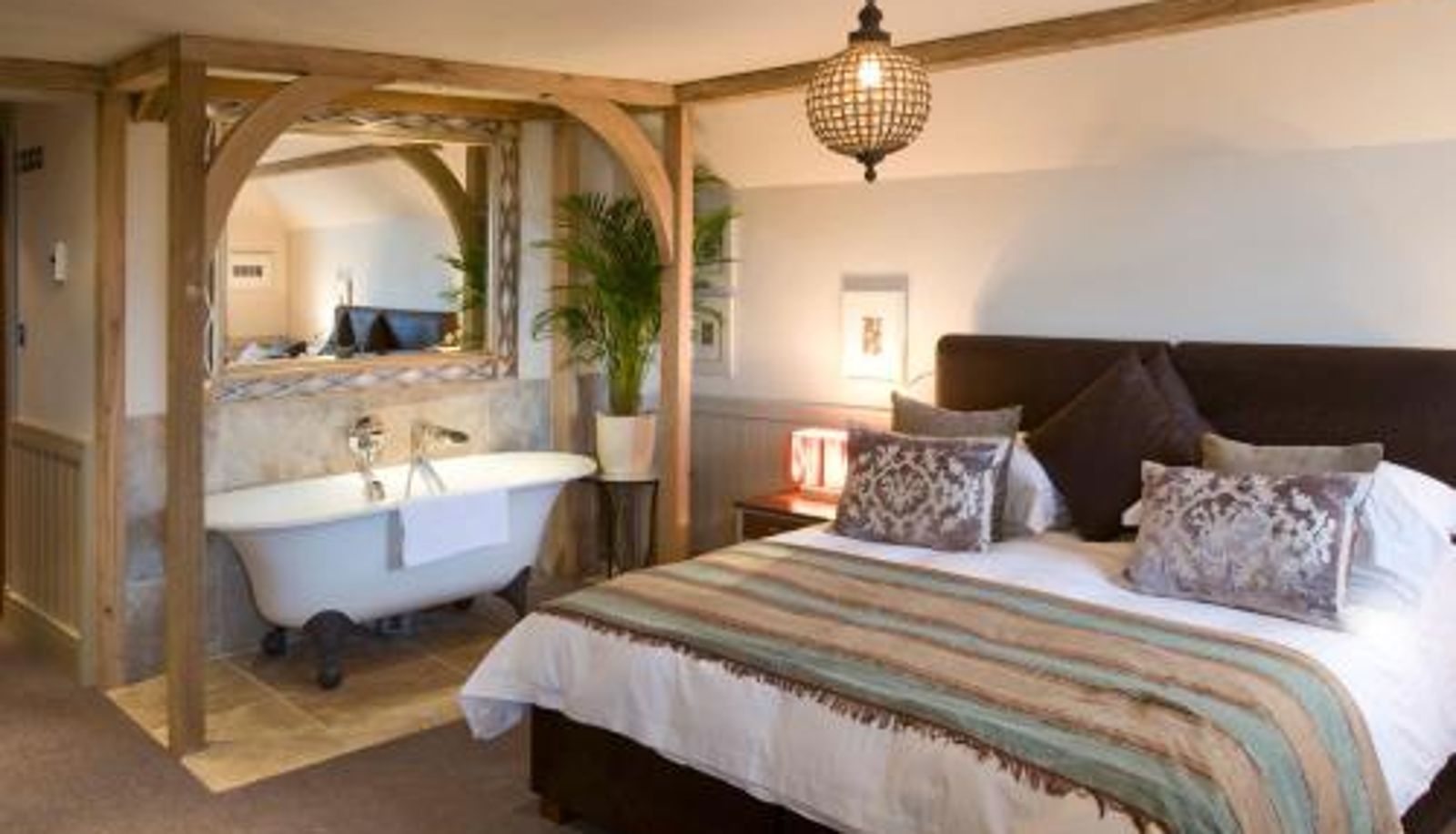 Zimmer - The Farmhouse Hotel and Restaurant
