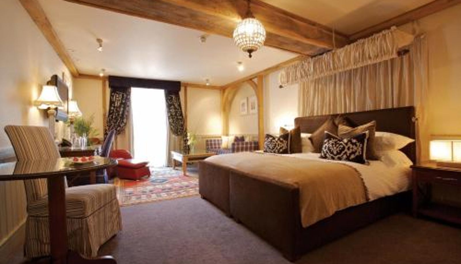 Suite - The Farmhouse Hotel and Restaurant