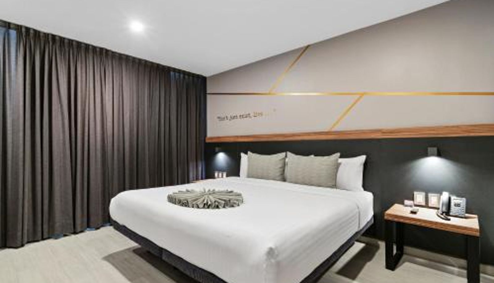 Zimmer - Bedford Hotel