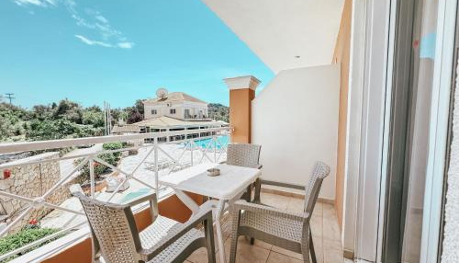 Triple room - Kavos Plaza Hotel