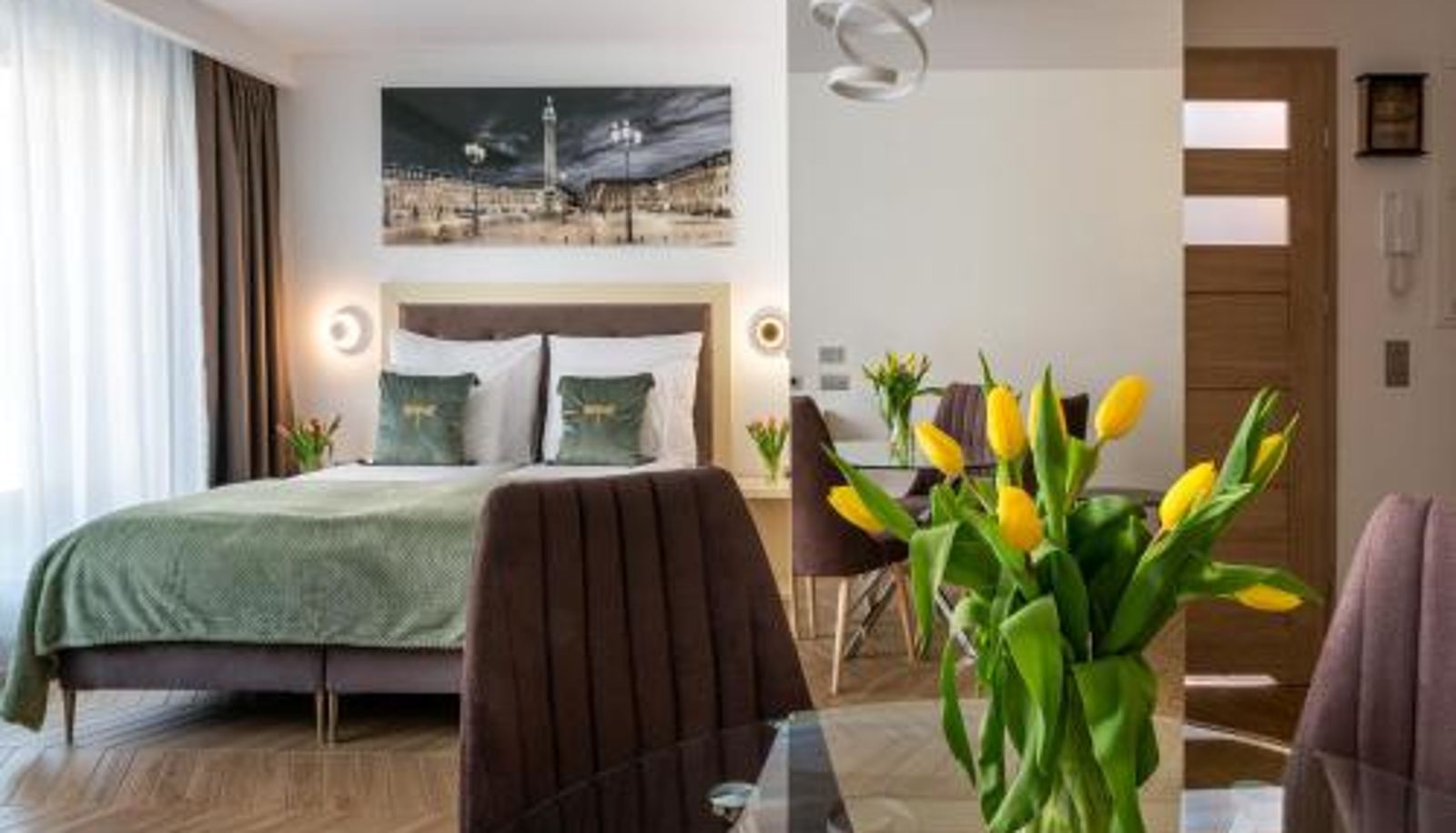Info - InPoint Apartments G15 near Old Town & Kazimierz District & Optional Paid Parking