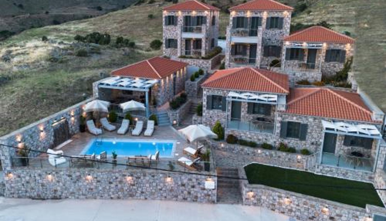Info - Lithoessa Luxury Apartments