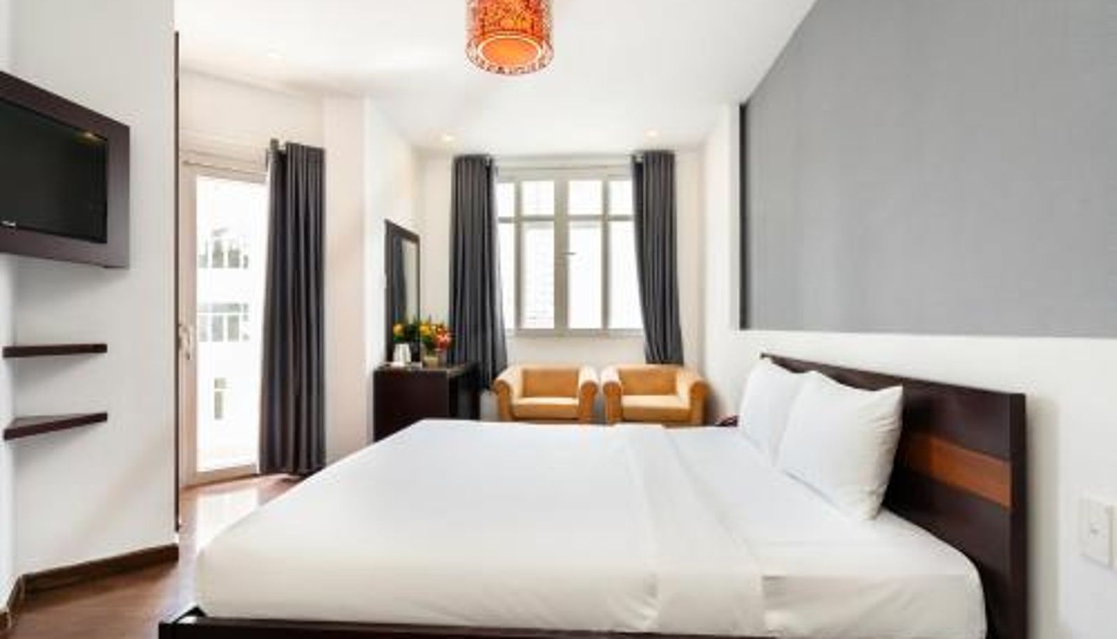 Suite - A&A Toronto Hotel
