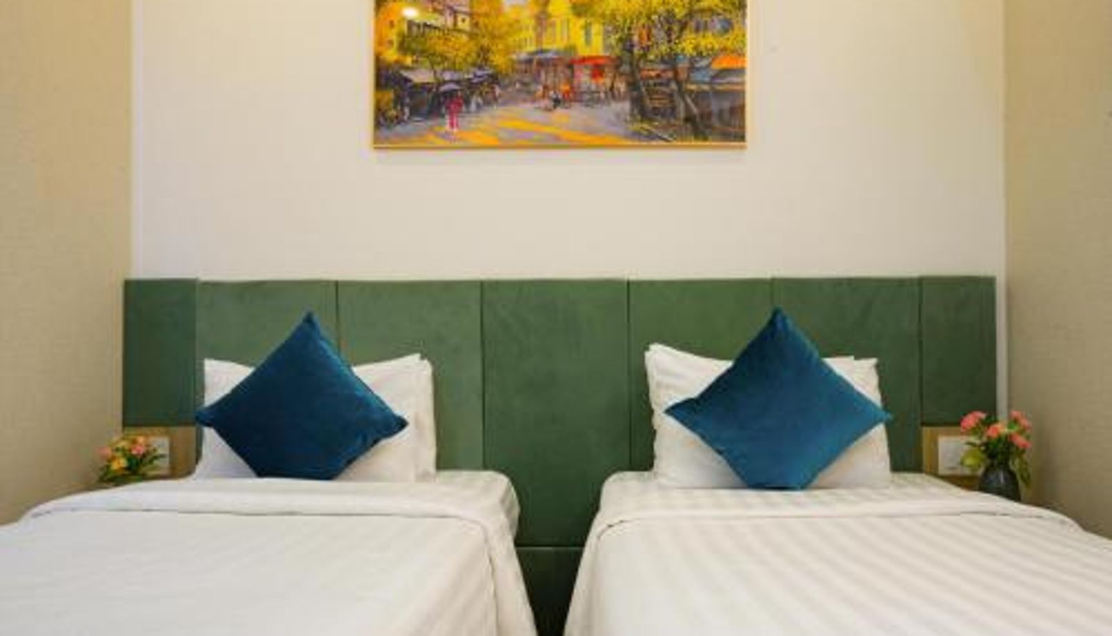 Zimmer - Sunrise Central Hotel