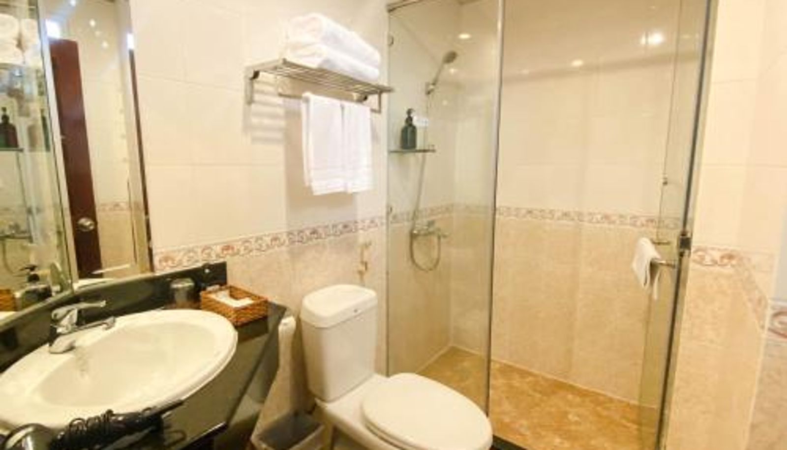 Bathroom - Bon Ami Hotel - Thiên Xuân