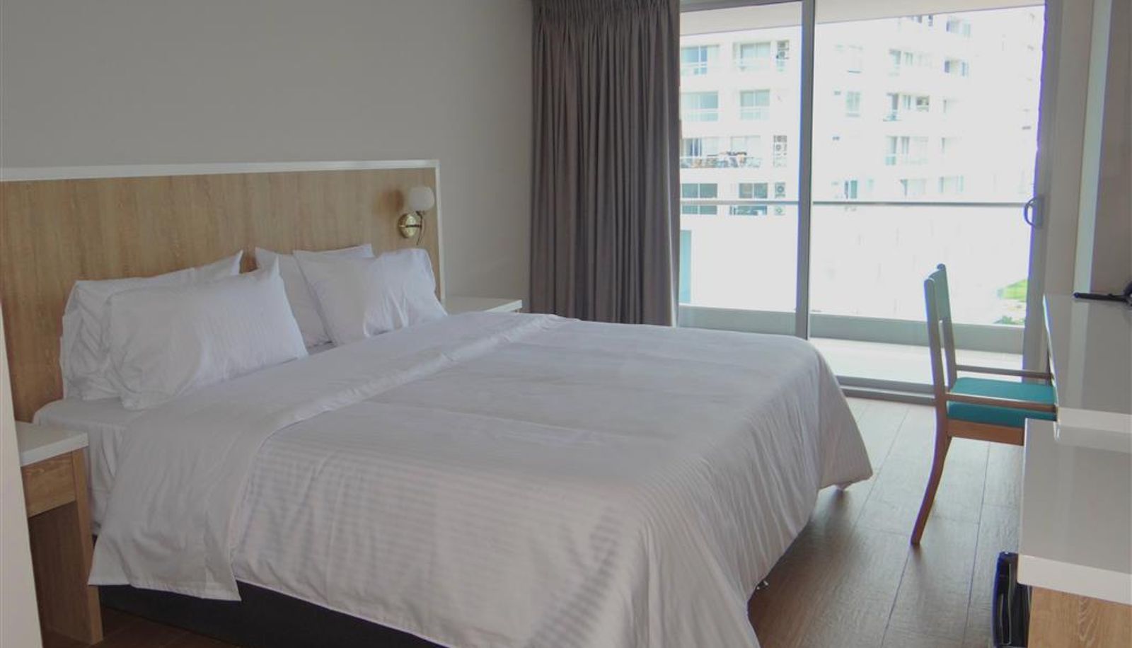 Zimmer - Wyndham Garden Cartagena
