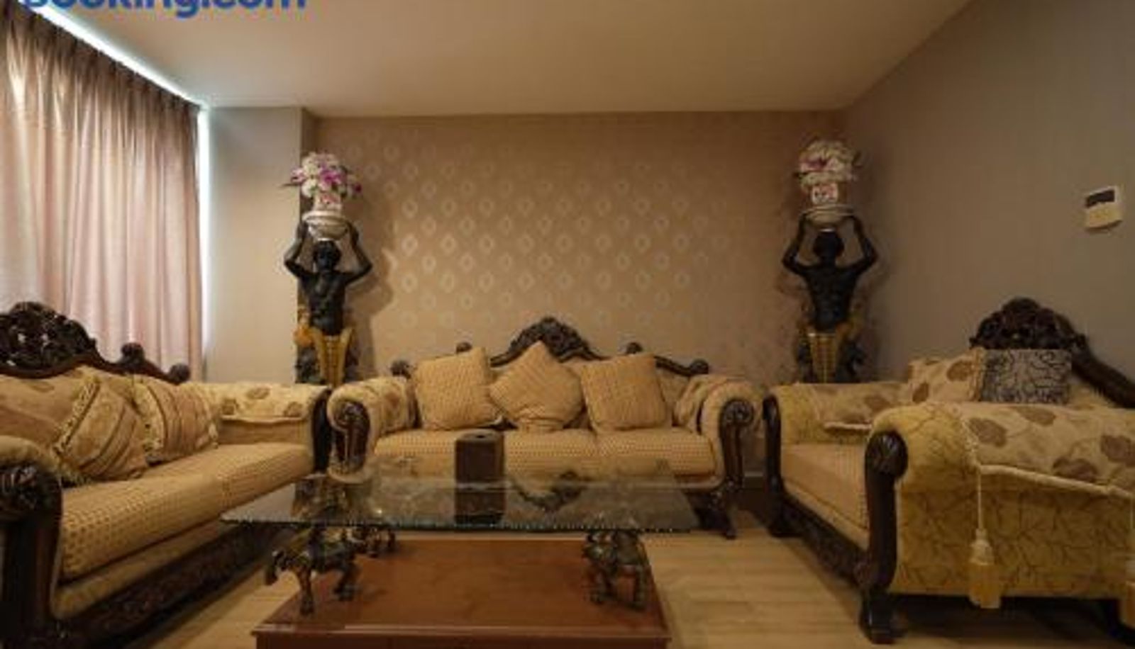 Info - Three Seasons Bangkok