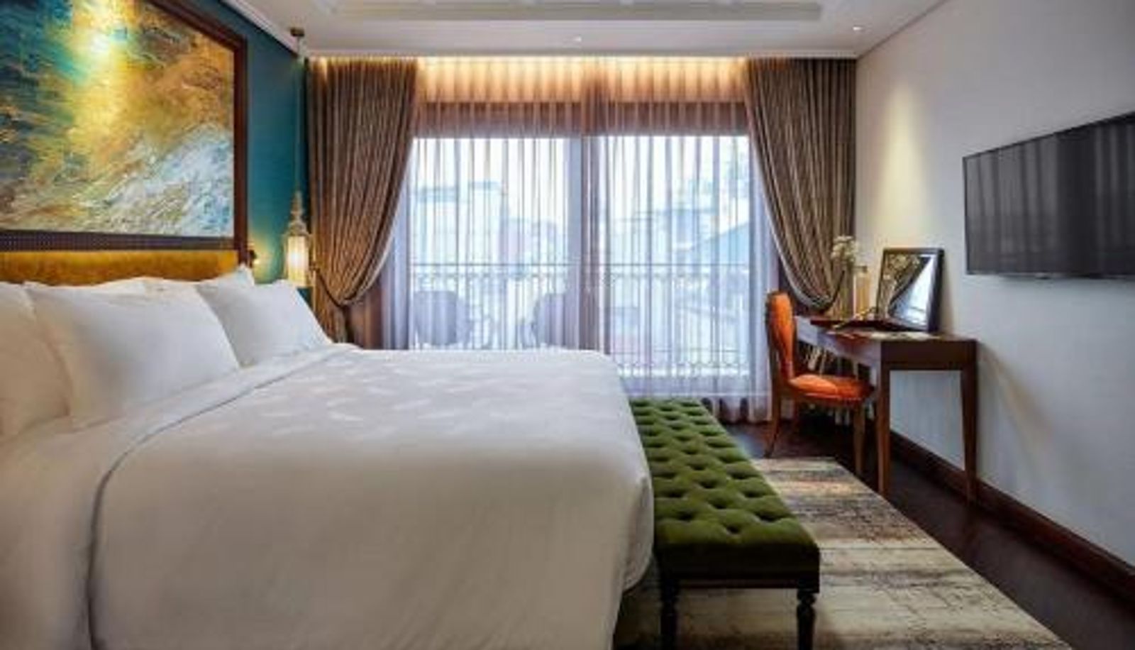 Suite - Peridot Grand Luxury Boutique Hotel