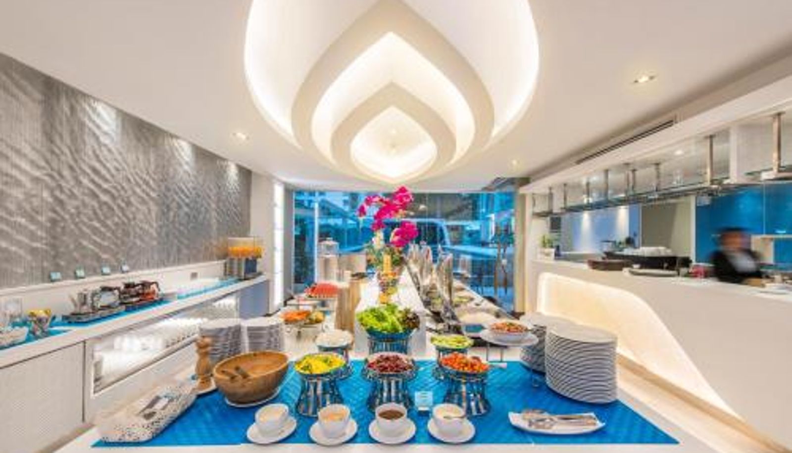 Frühstücksraum innerhalb des Restaurants - Le Tada Parkview Hotel