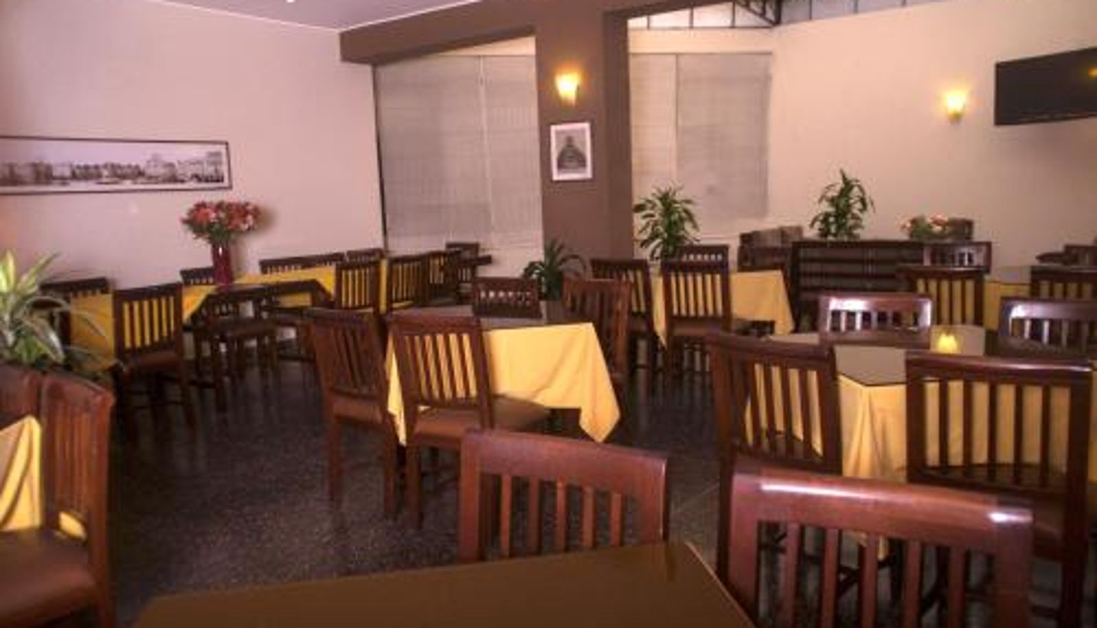 Breakfast room within the restaurant - Hotel Ferrua