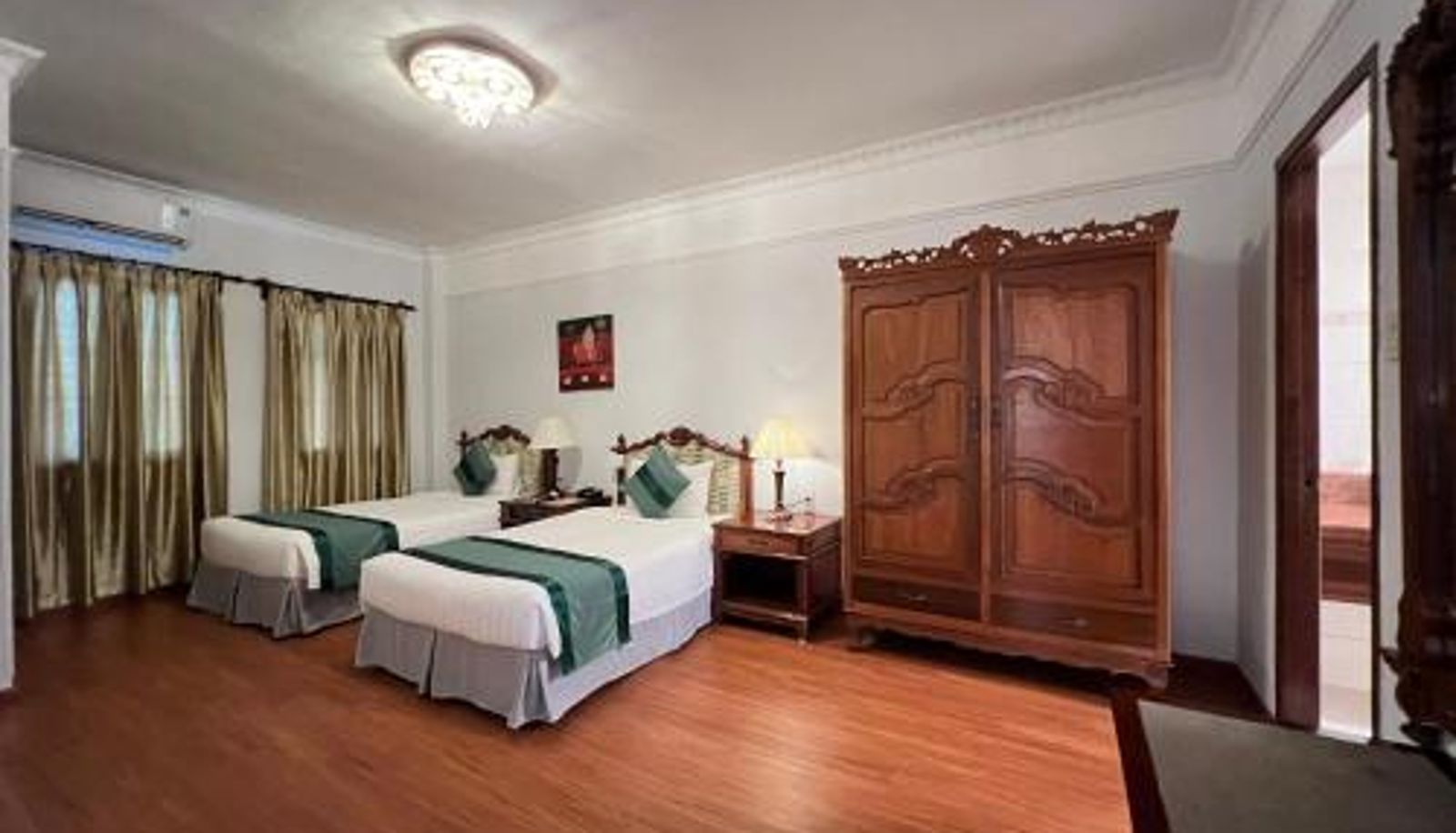 Info - Riverside Hotel Saigon