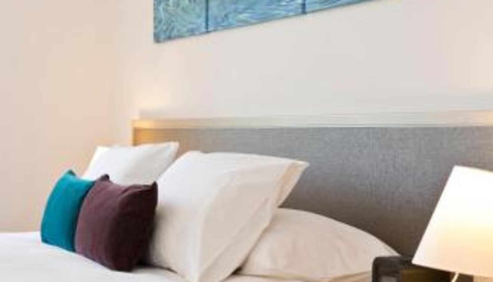 Room - Quarters at Flinders Hotel