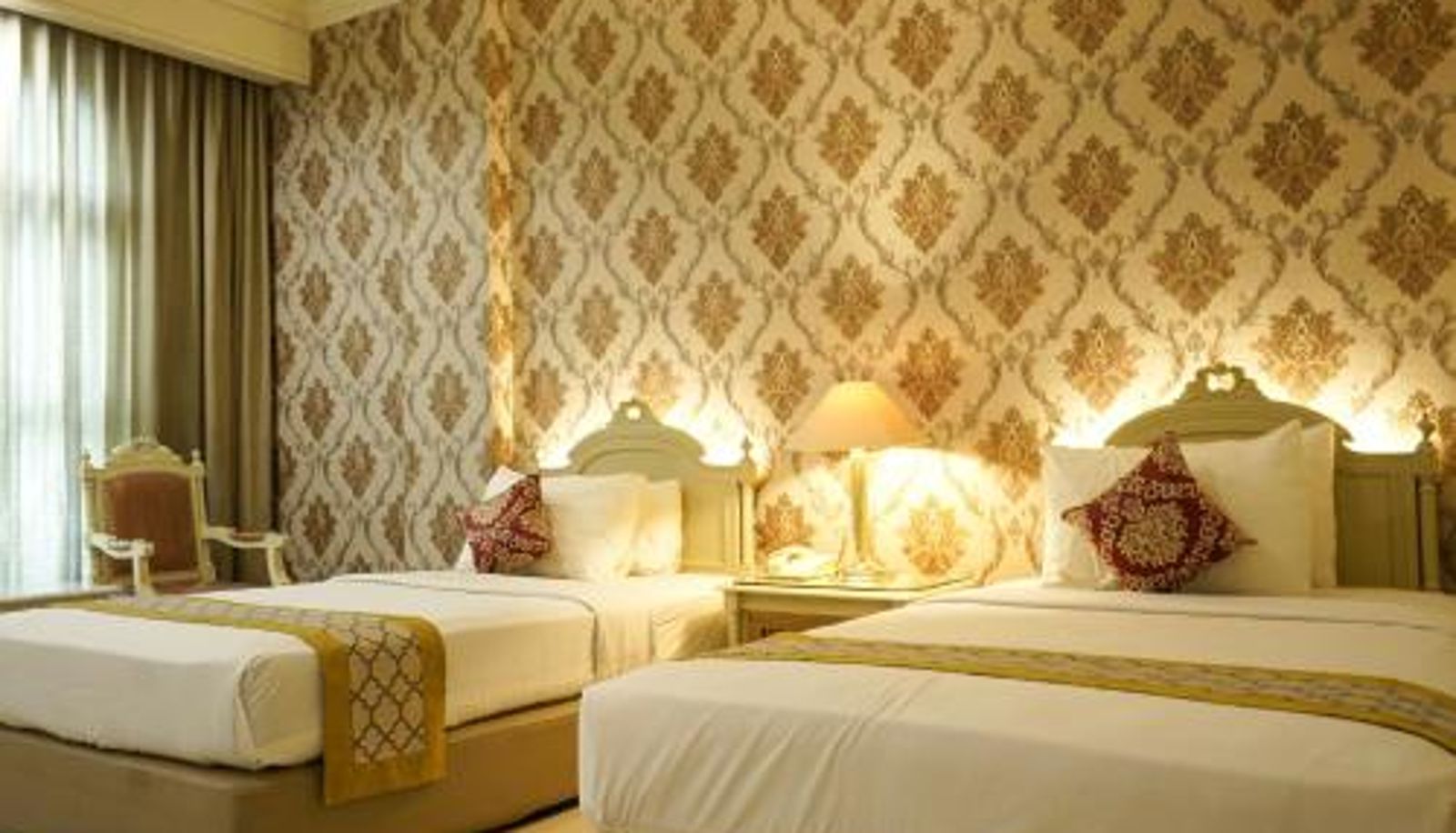 Info - Hotel Indah Palace Solo