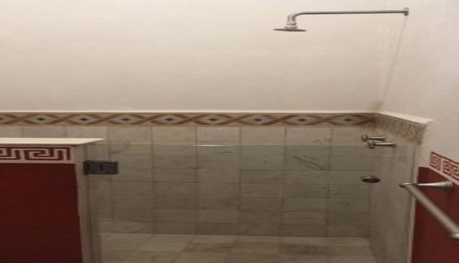 Bathroom - Hacienda Maria Eugenio