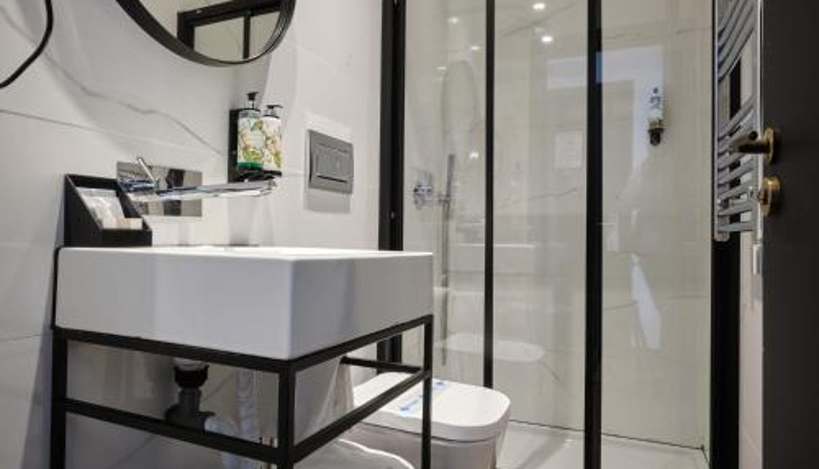 Łazienka - Duplo Charme Boutique Hotel