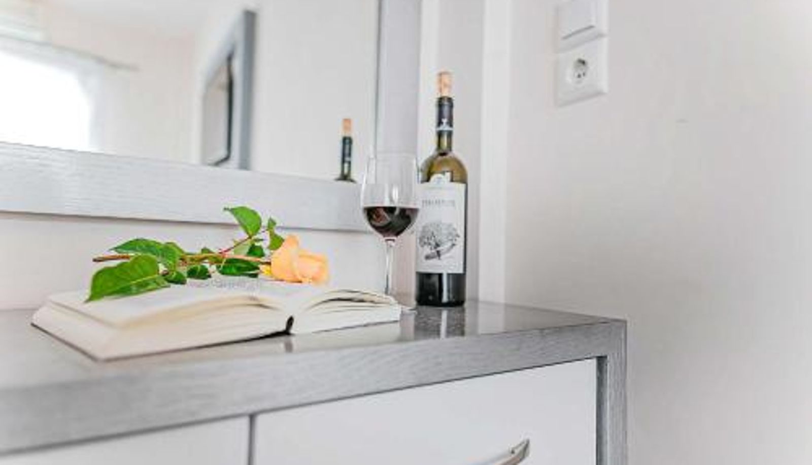 Información - Marinis Boutique Rooms