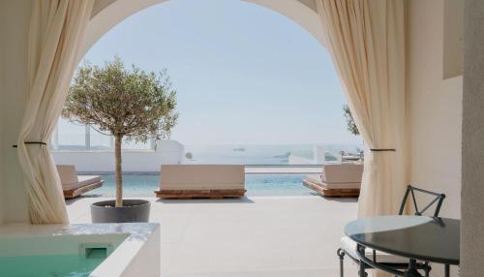 Info - Apeiron Blue Santorini - Adults Only 14 plus - Apeiron Hotels