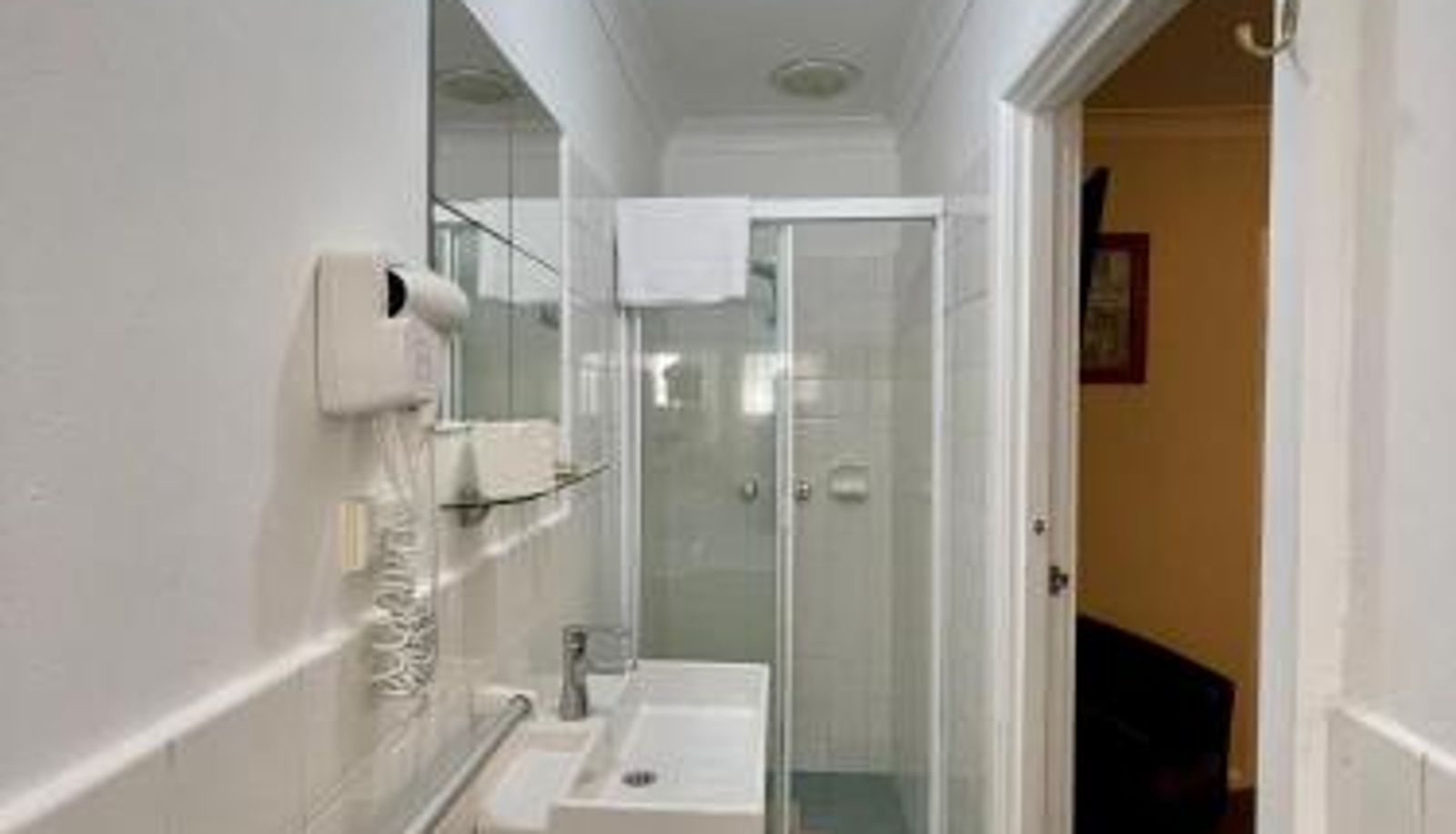 Room - The North Shore Hotel