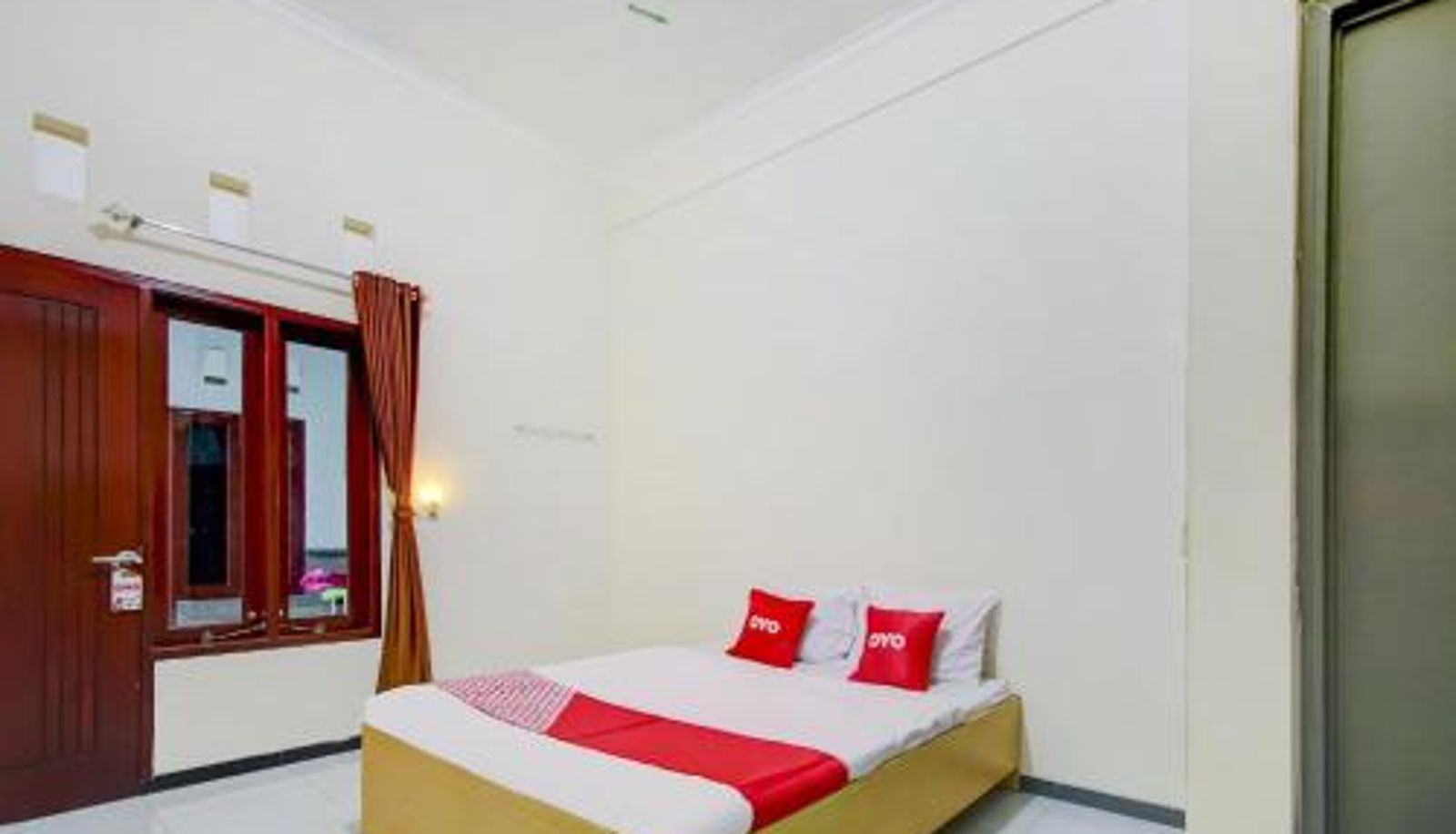 Zimmer - Capital O 90151 Guest House 180