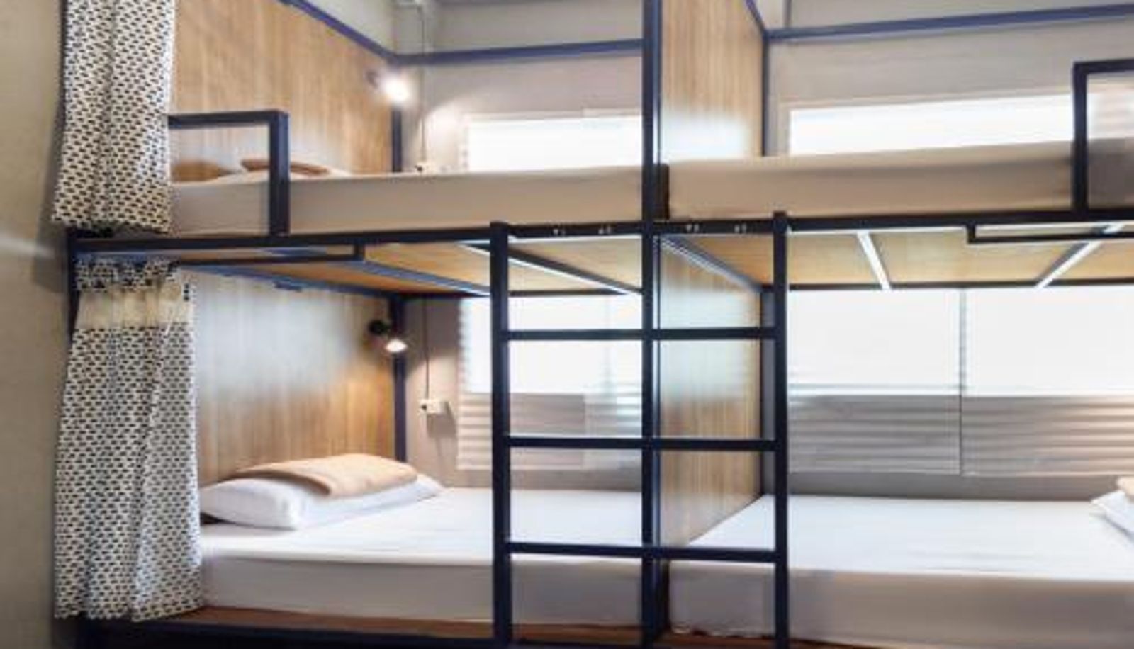 Zimmer - Arawana Hostel Silom